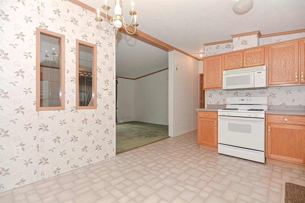 268 Palmer Road, Unit 26 Monson, MA 01057 - Photo 8 of 42