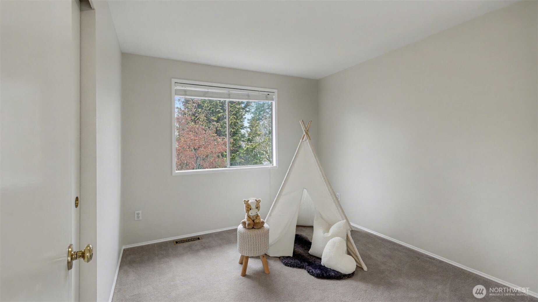 15016 Southeast 184th Street Renton, WA 98058 - Photo 32 of 40