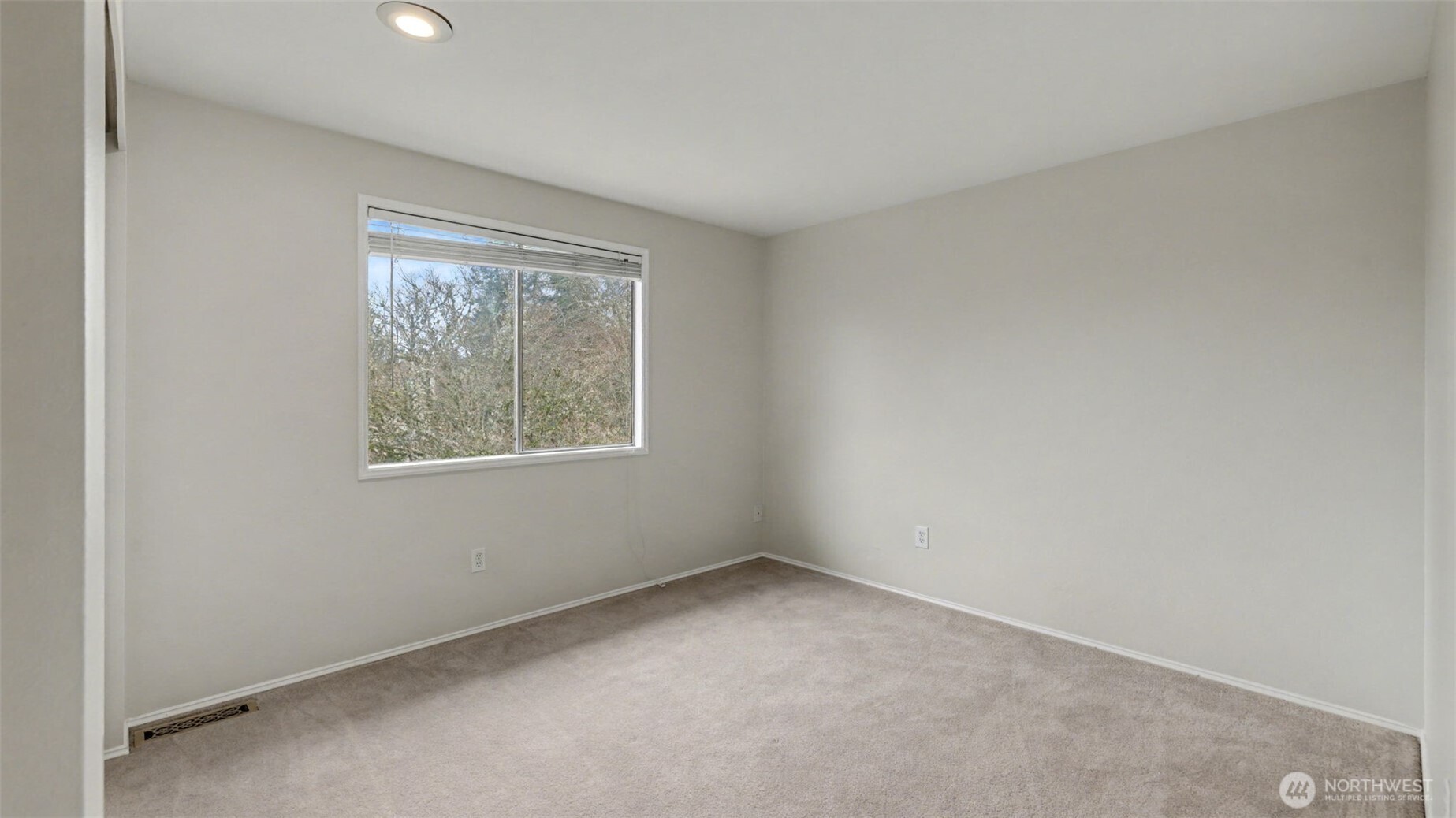 15016 Southeast 184th Street Renton, WA 98058 - Photo 33 of 40