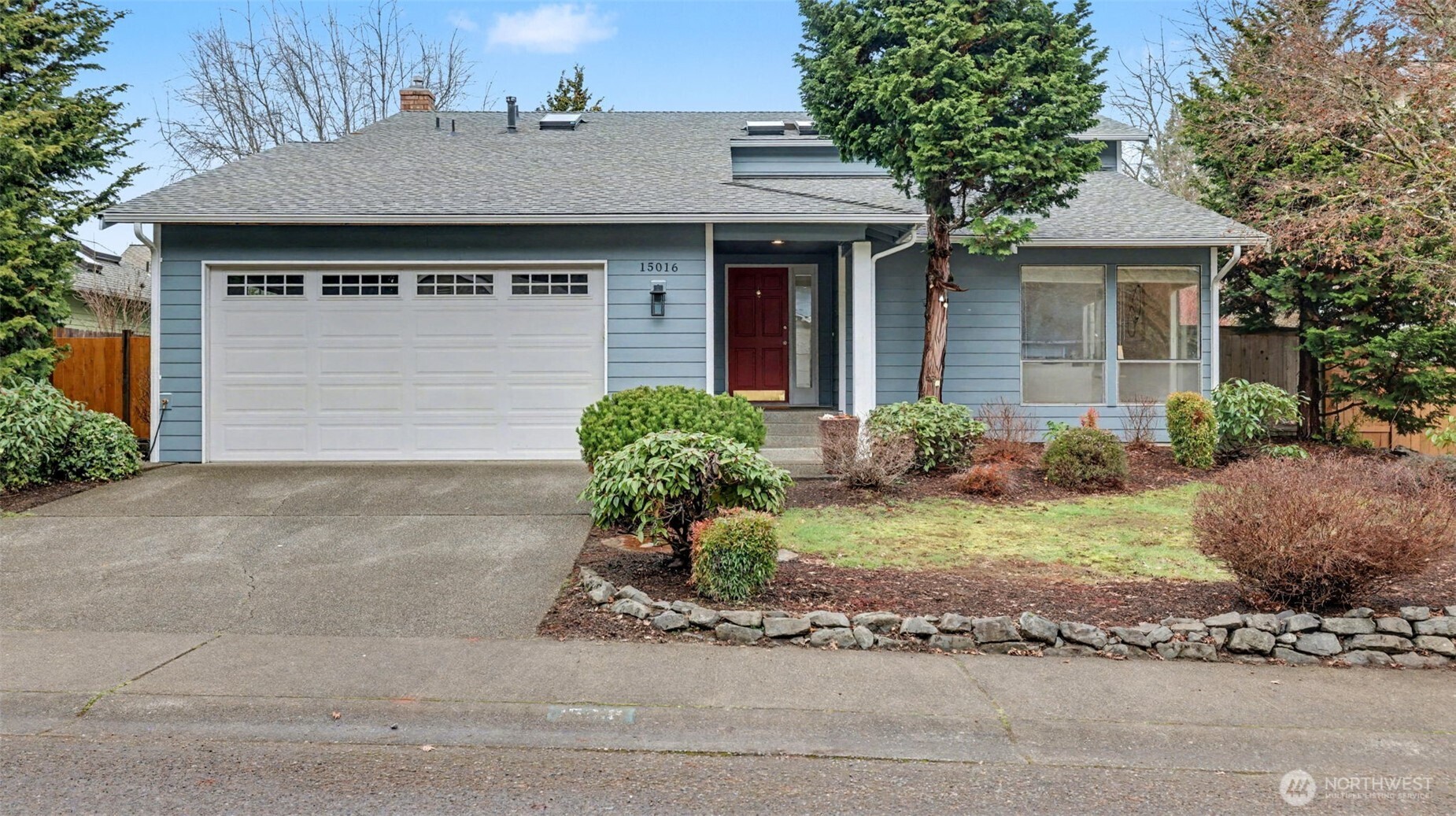 15016 Southeast 184th Street Renton, WA 98058 - Photo 5 of 40