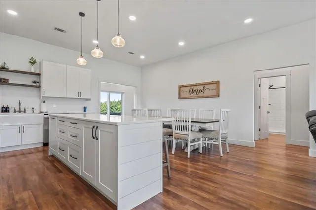 $965,000 | 2740 Florida Road, Pomona, KS 66076