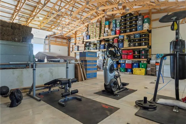 $965,000 | 2740 Florida Road, Pomona, KS 66076