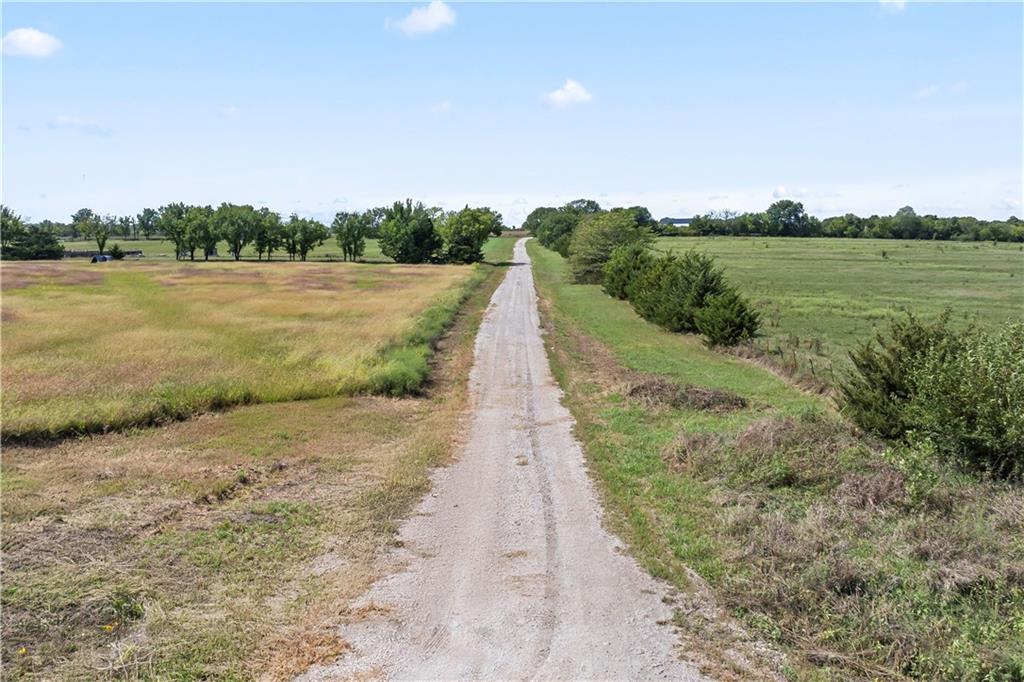 2740 Florida Road Pomona, KS 66076 - Photo 5 of 90