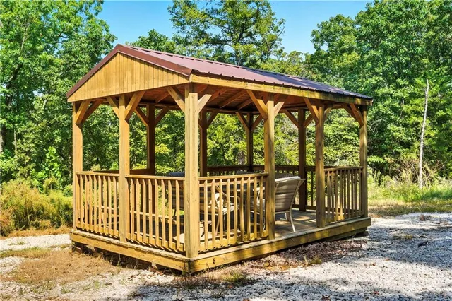 $965,000 | 2740 Florida Road, Pomona, KS 66076