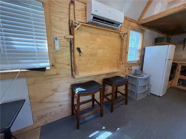 $965,000 | 2740 Florida Road, Pomona, KS 66076