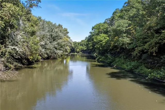 $950,000 | 2740 Florida Road, Pomona, KS 66076