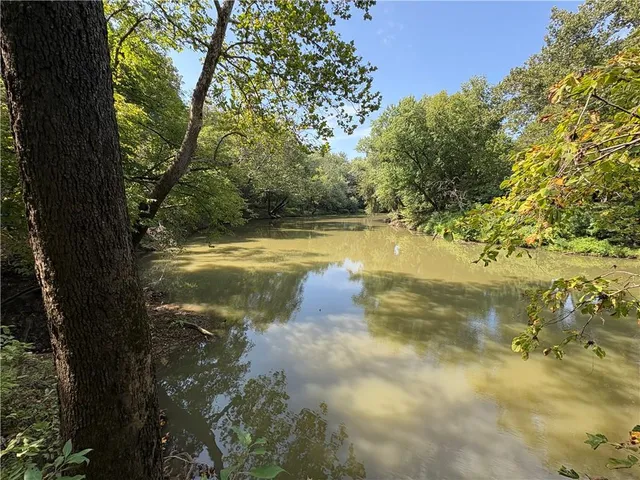 $965,000 | 2740 Florida Road, Pomona, KS 66076