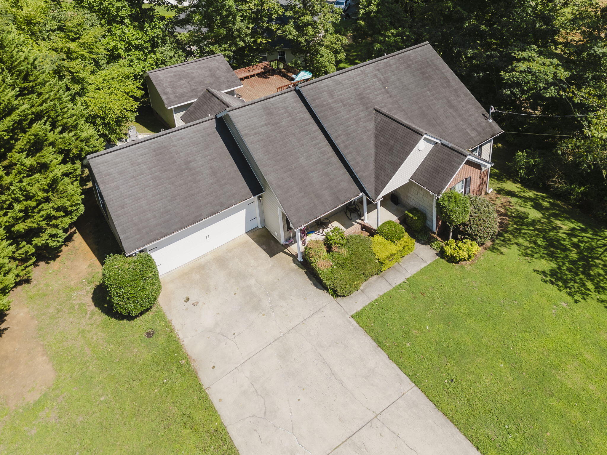 166 Valley Point Drive Southeast Dalton, GA 30721 - Photo 7 of 51 6-web-or-mls-DJI_0913-HDR