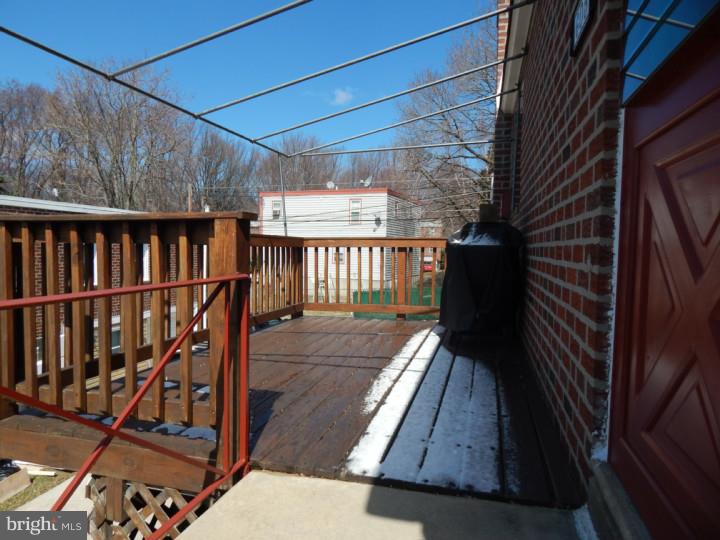605 Colebrook Road Philadelphia, PA 19115 - Photo 4 of 21 Deck