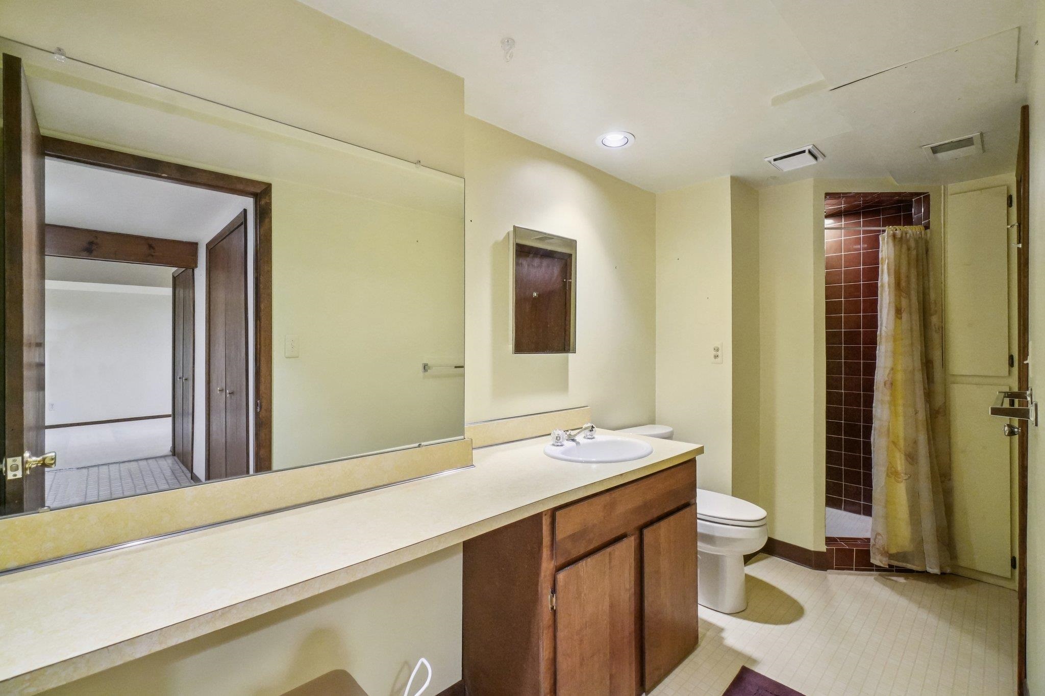1725 Streamwood Drive Rochester Hills, MI 48309 - Photo 25 of 31