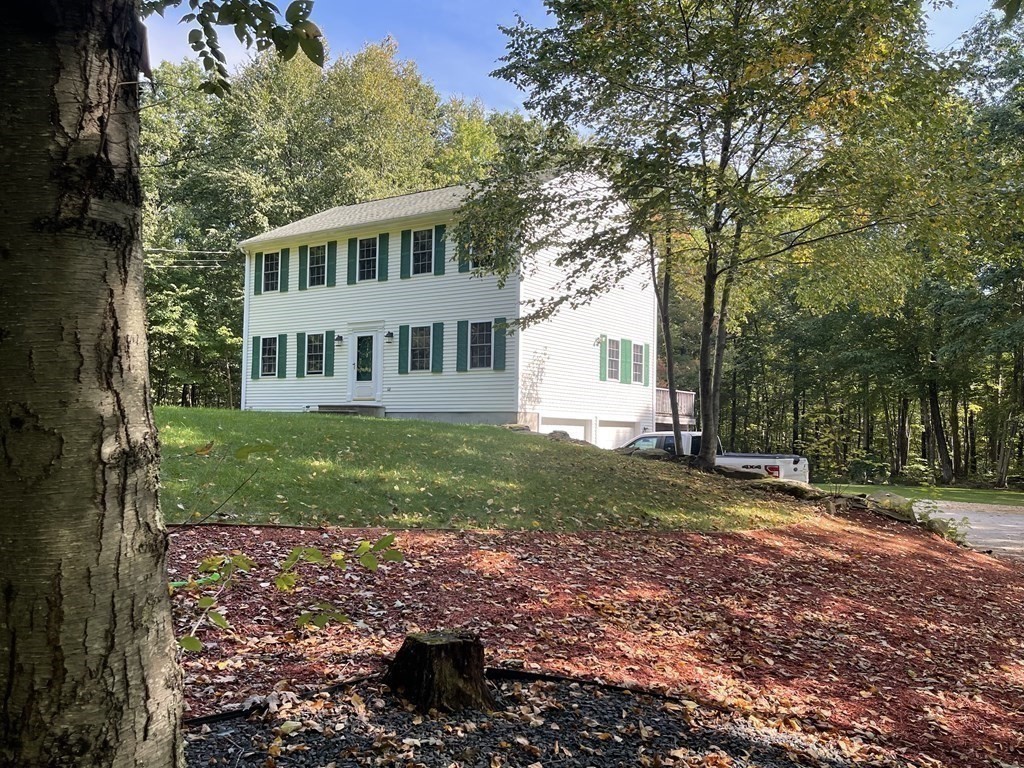 173 Keys Road Warren, MA 01585 - Photo 4 of 35