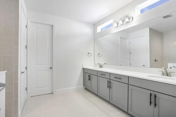 $4,100 | 28793 Sweet Persimmon Drive, Wesley Chapel, FL 33543