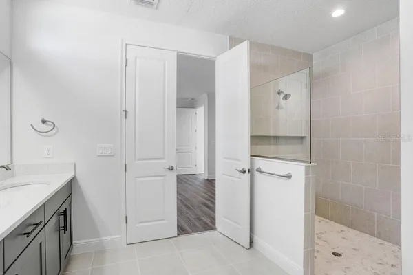 $4,100 | 28793 Sweet Persimmon Drive, Wesley Chapel, FL 33543