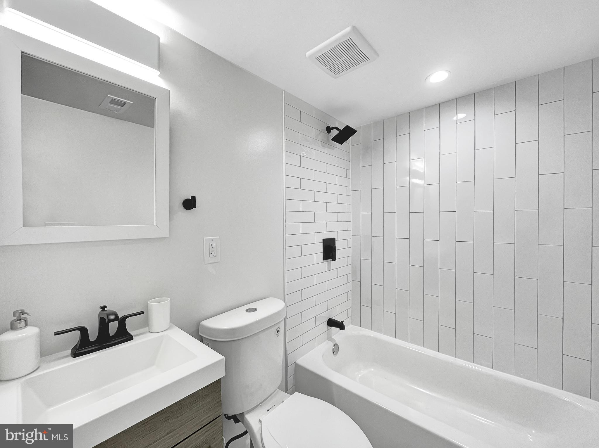 956 Shepherd Street Northwest Washington, DC 20011 - Photo 36 of 50