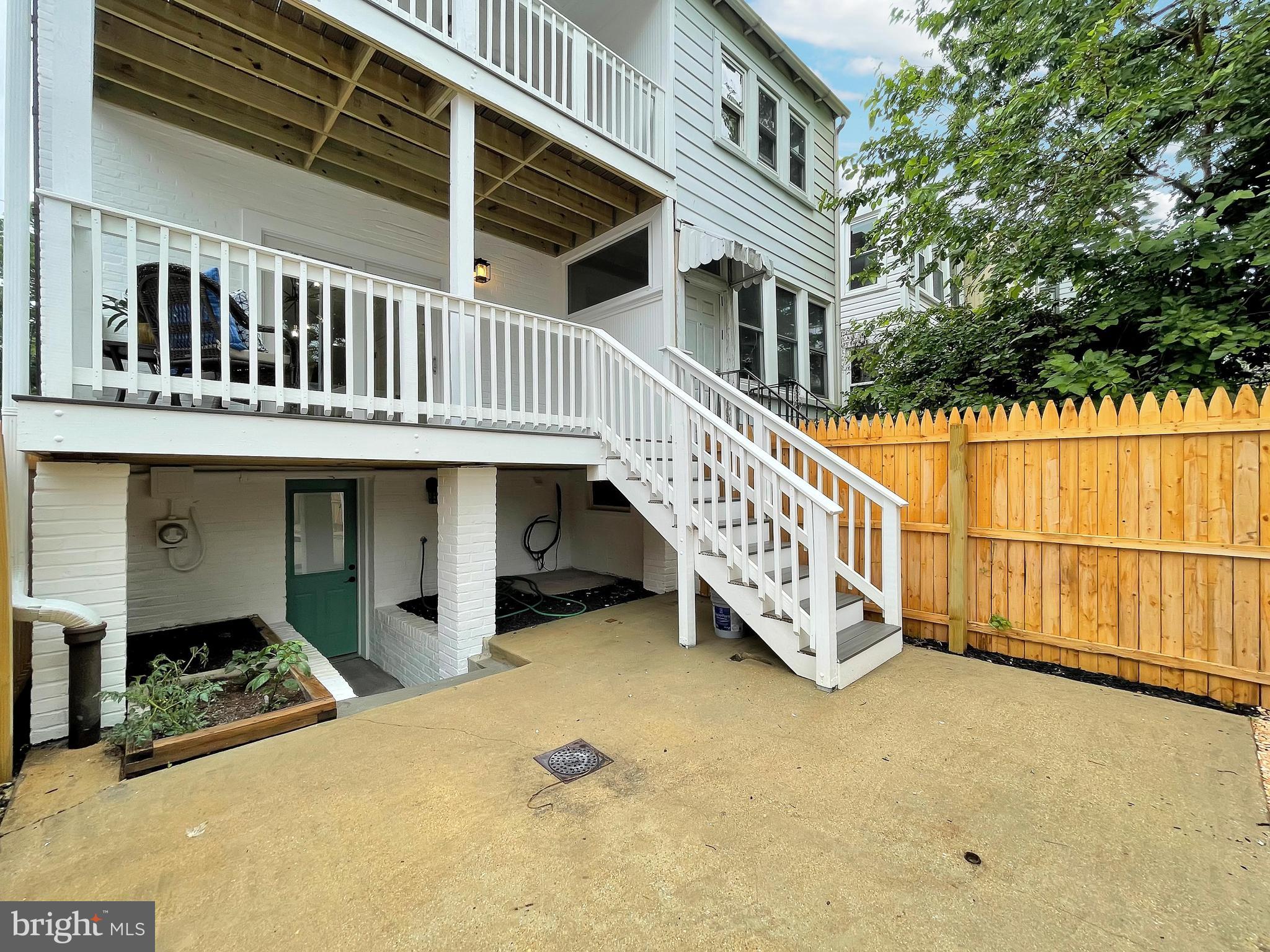 956 Shepherd Street Northwest Washington, DC 20011 - Photo 43 of 50