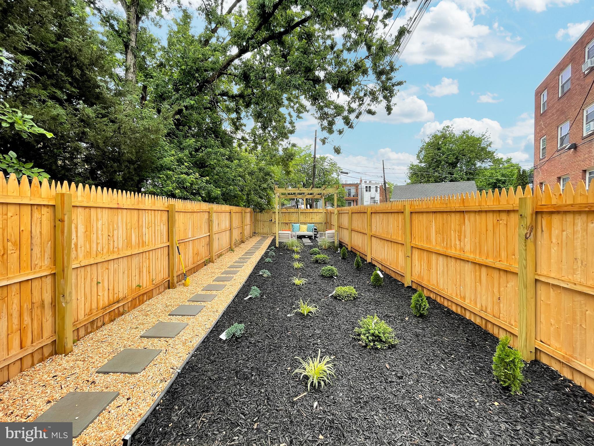 956 Shepherd Street Northwest Washington, DC 20011 - Photo 44 of 50