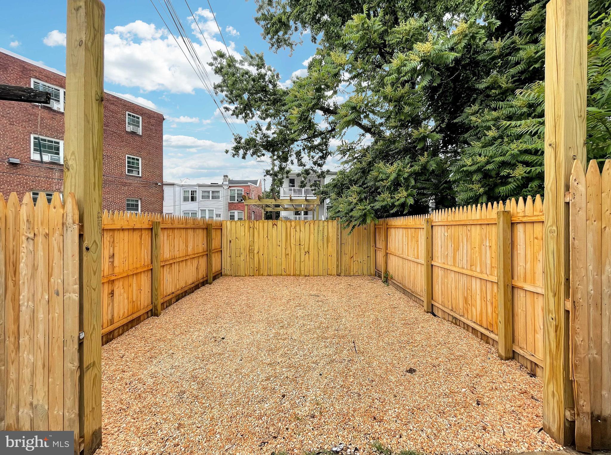 956 Shepherd Street Northwest Washington, DC 20011 - Photo 45 of 50