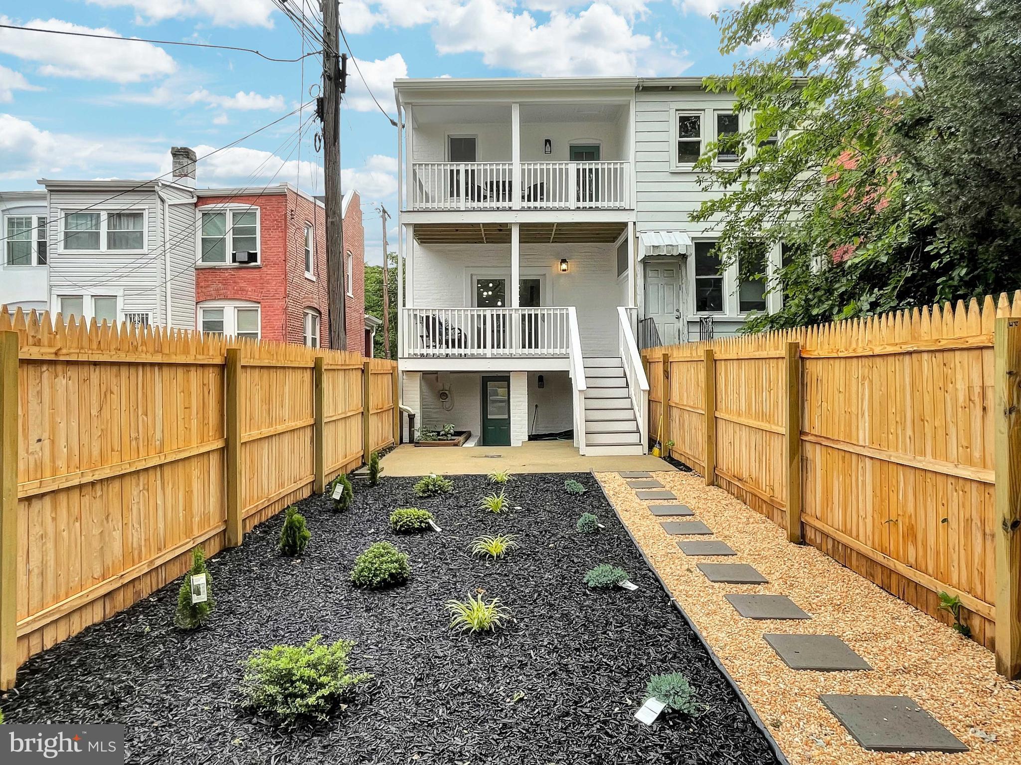 956 Shepherd Street Northwest Washington, DC 20011 - Photo 46 of 50