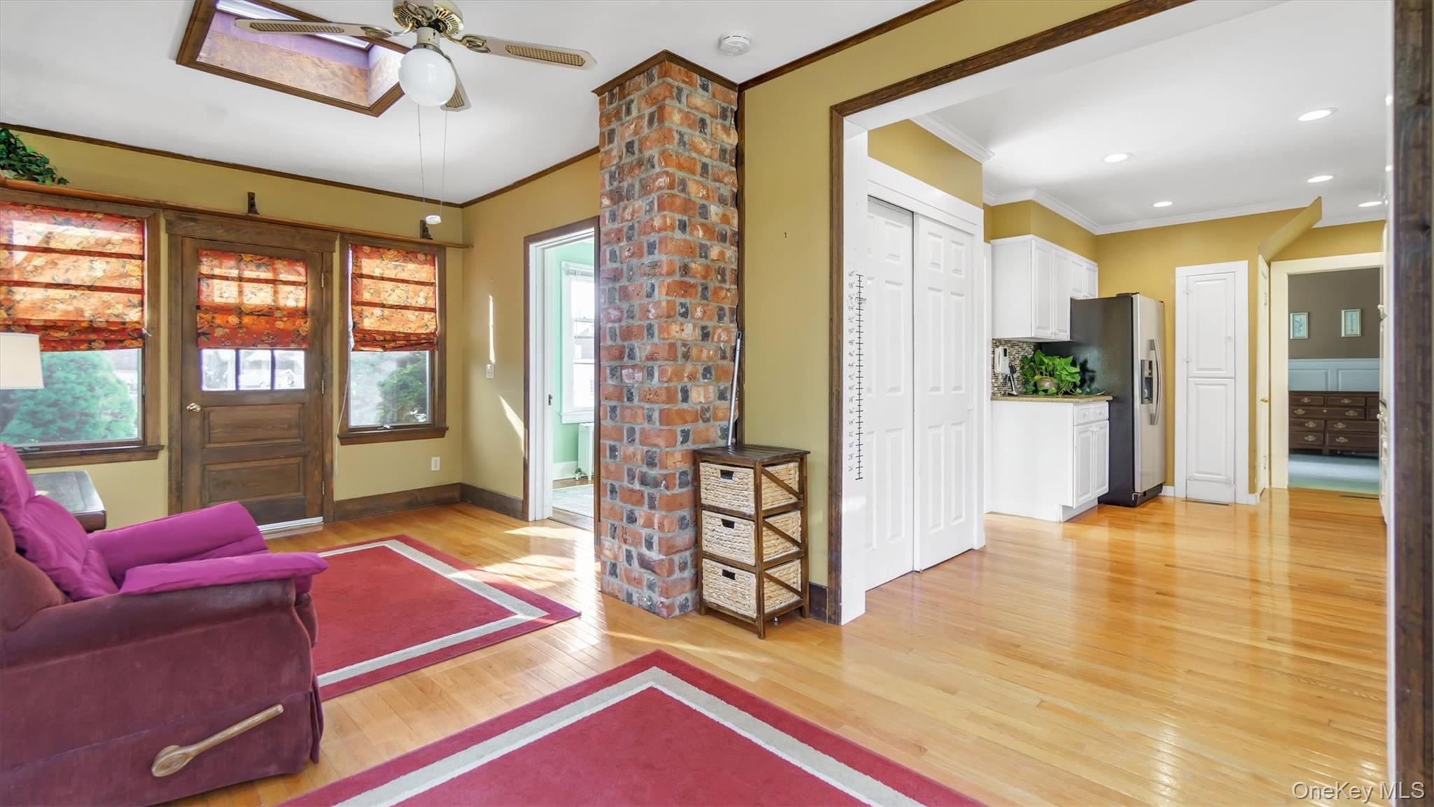 280 Wickham Avenue Mattituck, NY 11952 - Photo 12 of 41 a living room with furniture and floor to ceiling windows