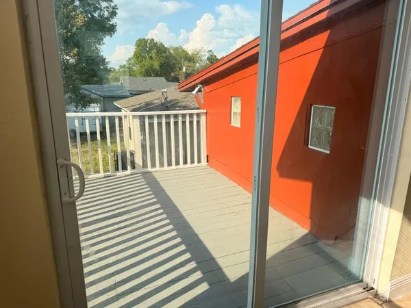 $2,700 | 1349 15th Street South, St. Petersburg, FL 33705