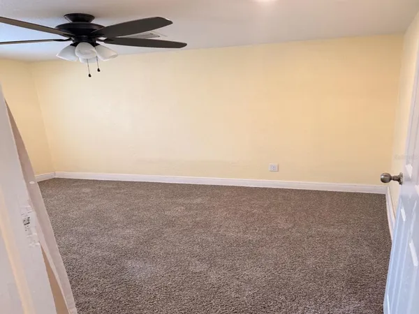 $2,700 | 1349 15th Street South, St. Petersburg, FL 33705