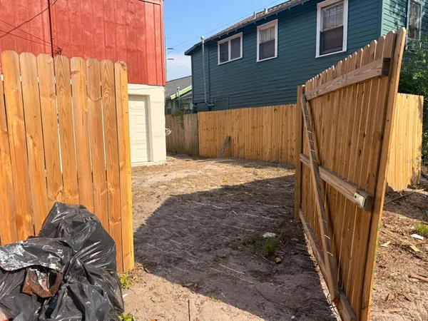 $2,700 | 1349 15th Street South, St. Petersburg, FL 33705