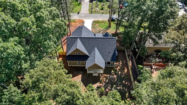$449,900 | 2065 Pembrooke Forest Drive, Winston-Salem, NC 27106