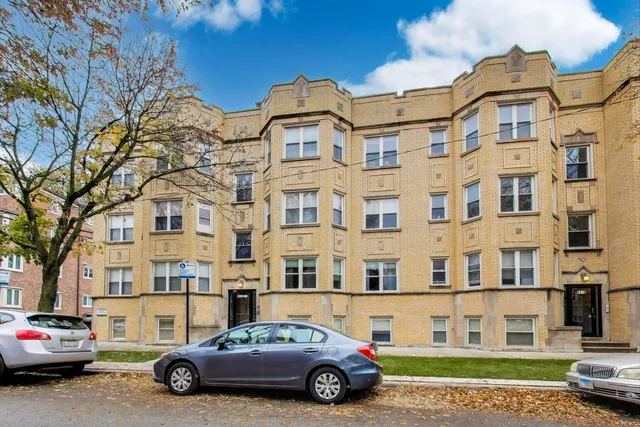 $1,995 | 6170 North Winchester Avenue, Unit G, Chicago, IL 60660