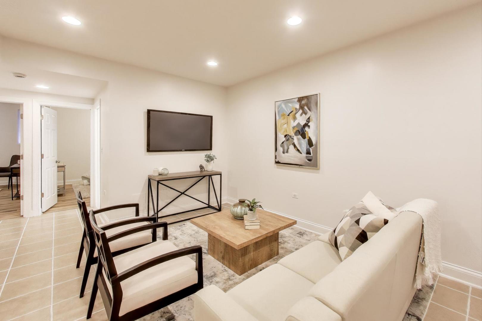 6170 North Winchester Avenue, Unit G Chicago, IL 60660 - Photo 5 of 18