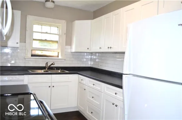 $1,275 | 1302 Shannon Avenue, Indianapolis, IN 46201