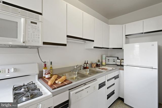 $350,000 | 1901 Columbia Road Northwest, Unit 804, Washington, DC 20009