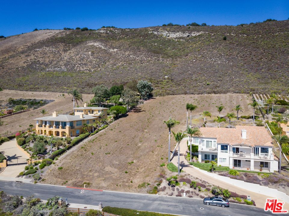 82 Bluff Drive Pismo Beach, CA 93449 - Photo 2 of 38