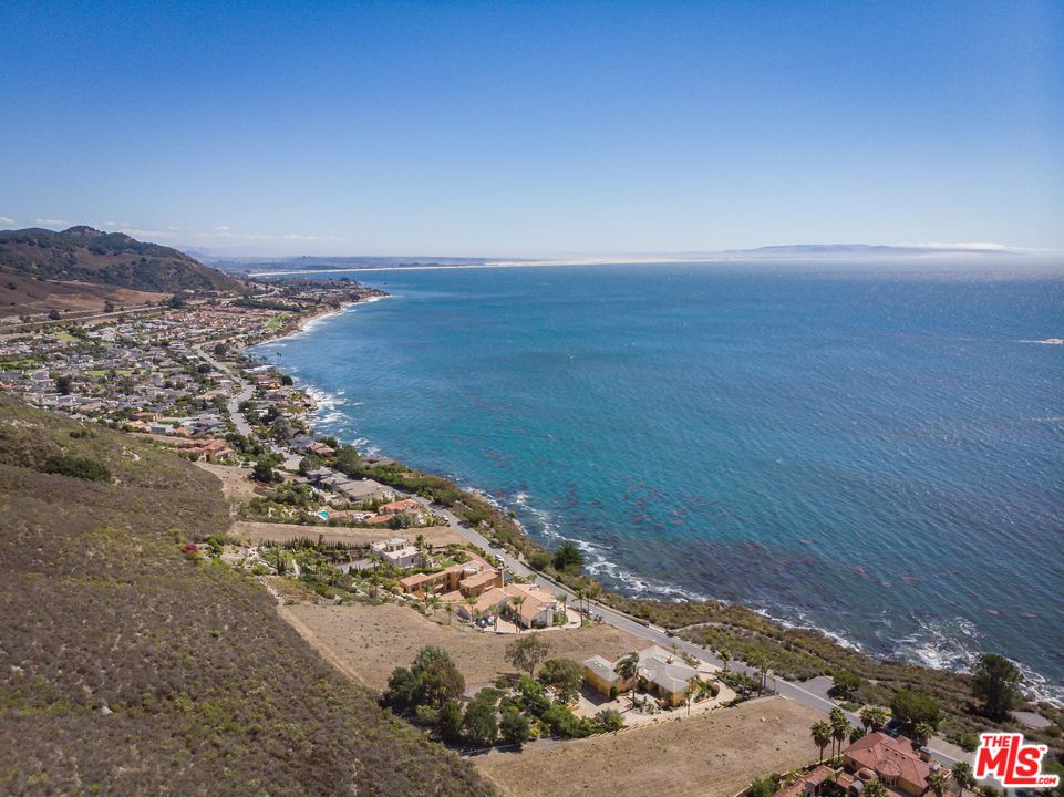 82 Bluff Drive Pismo Beach, CA 93449 - Photo 12 of 38