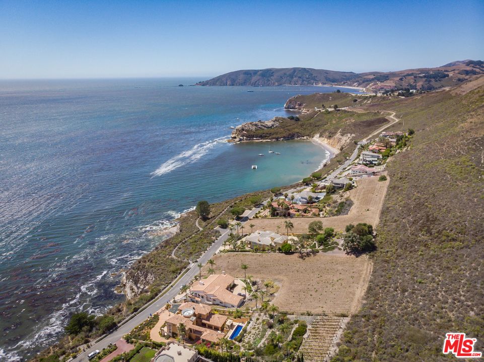 82 Bluff Drive Pismo Beach, CA 93449 - Photo 16 of 38