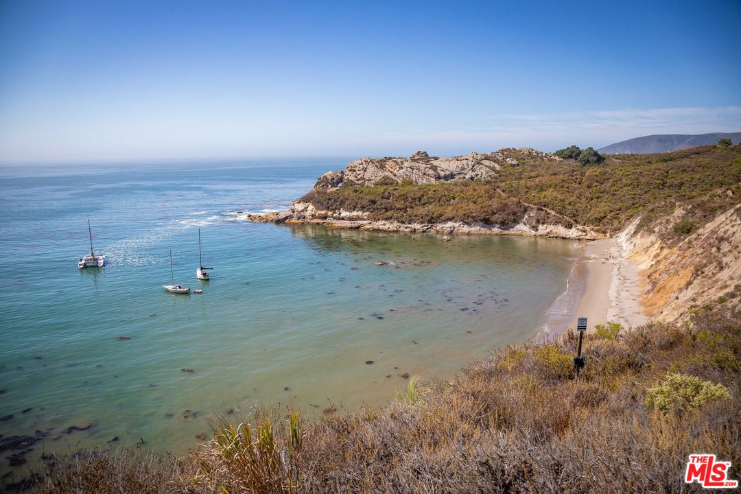 82 Bluff Drive Pismo Beach, CA 93449 - Photo 23 of 38