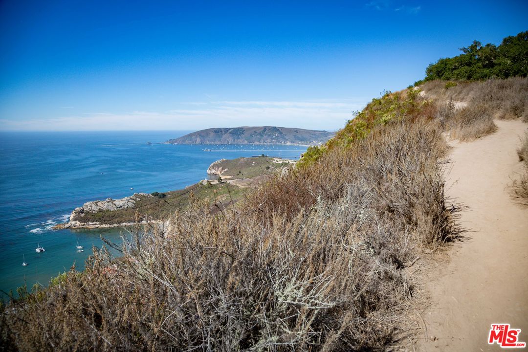 82 Bluff Drive Pismo Beach, CA 93449 - Photo 31 of 38