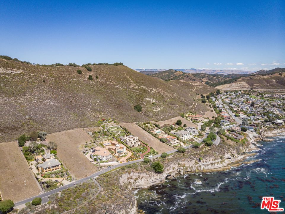 82 Bluff Drive Pismo Beach, CA 93449 - Photo 8 of 38
