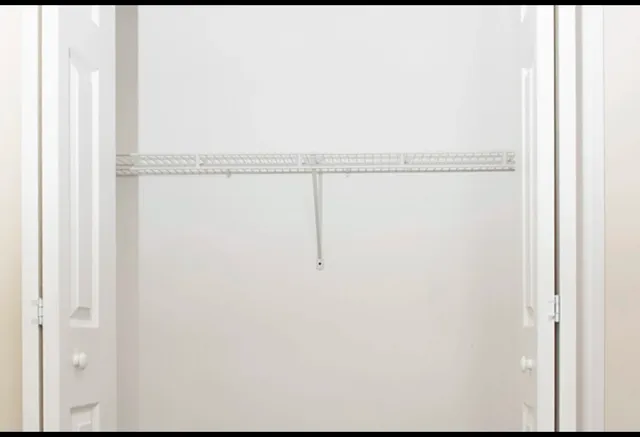 $1,595 | 3345 North Marshfield Avenue, Unit 209, Chicago, IL 60657