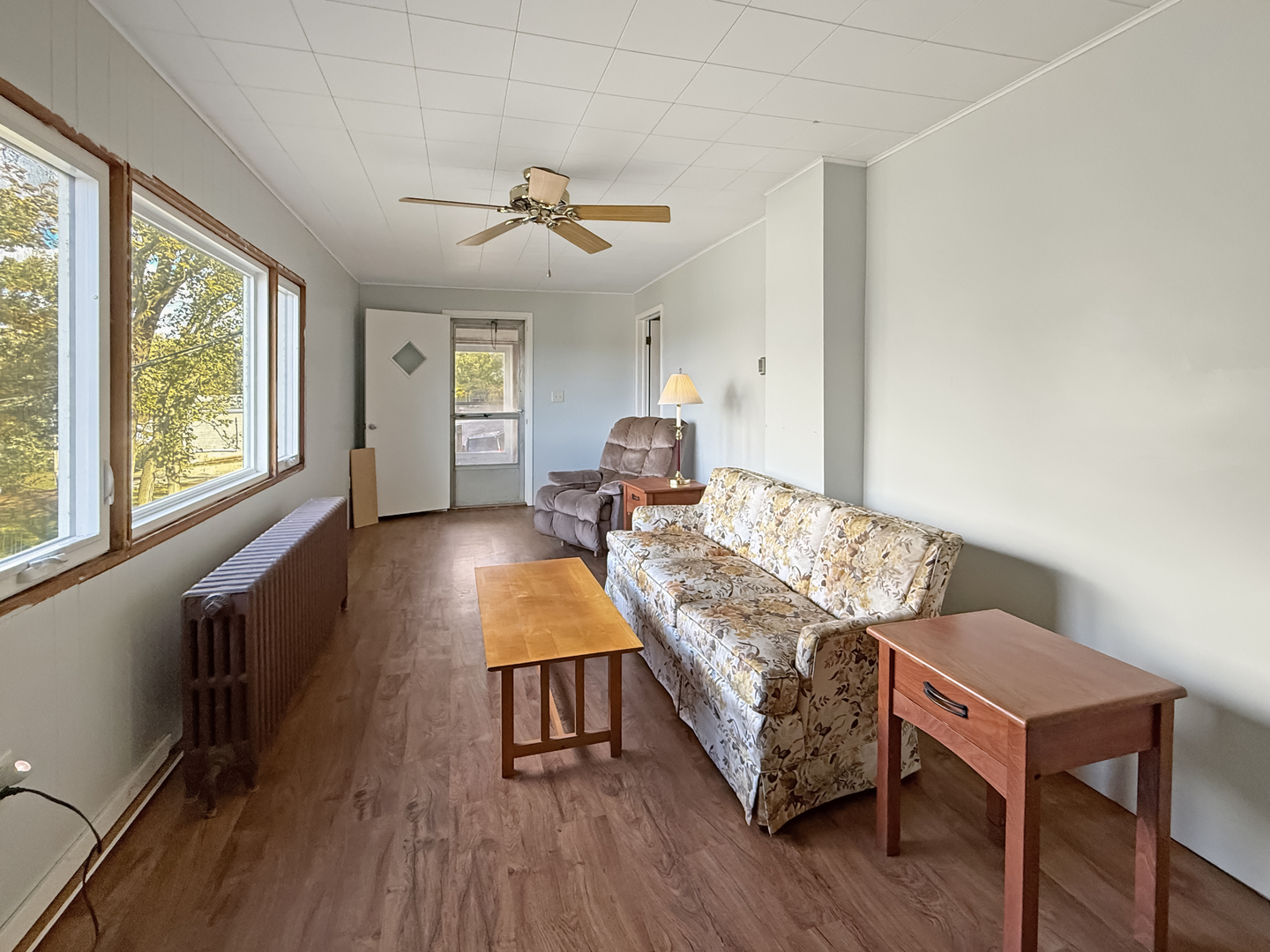 372 North 2629th Road Oglesby, IL 61348 - Photo 14 of 22 a living room with furniture and a large window
