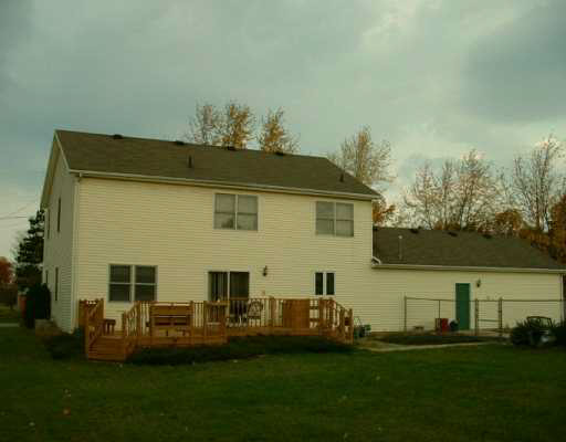 58020 Pear Road South Bend, IN 46619 - Photo 3 of 7 Gallery Image 3