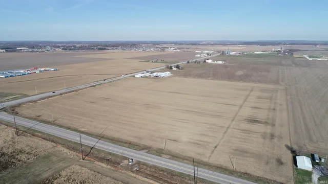 $5,800,000 | 10488 Oak Grove Road, Chandler, IN 47610