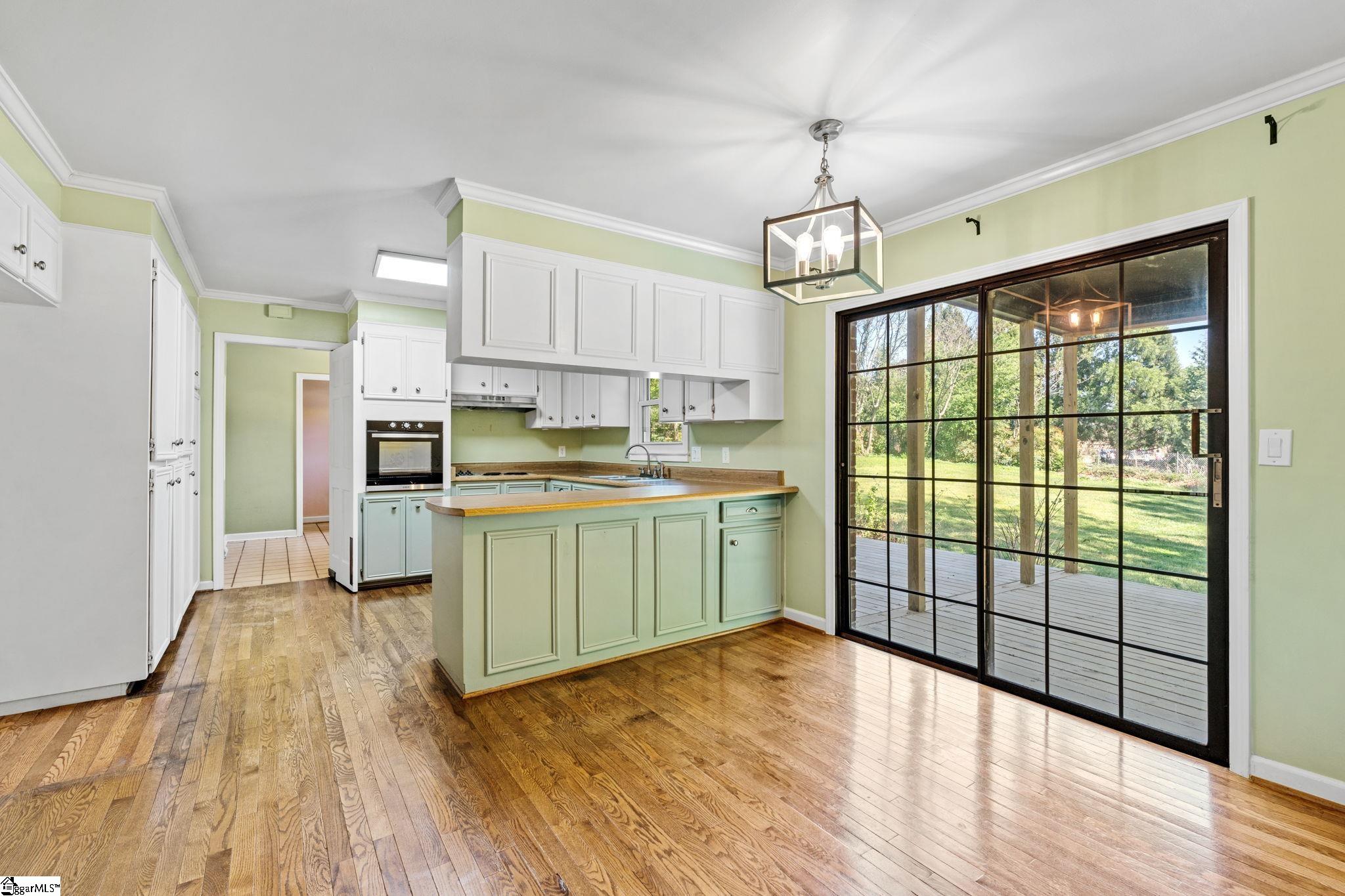 105 Middle Brook Road Greer, SC 29650 - Photo 13 of 35