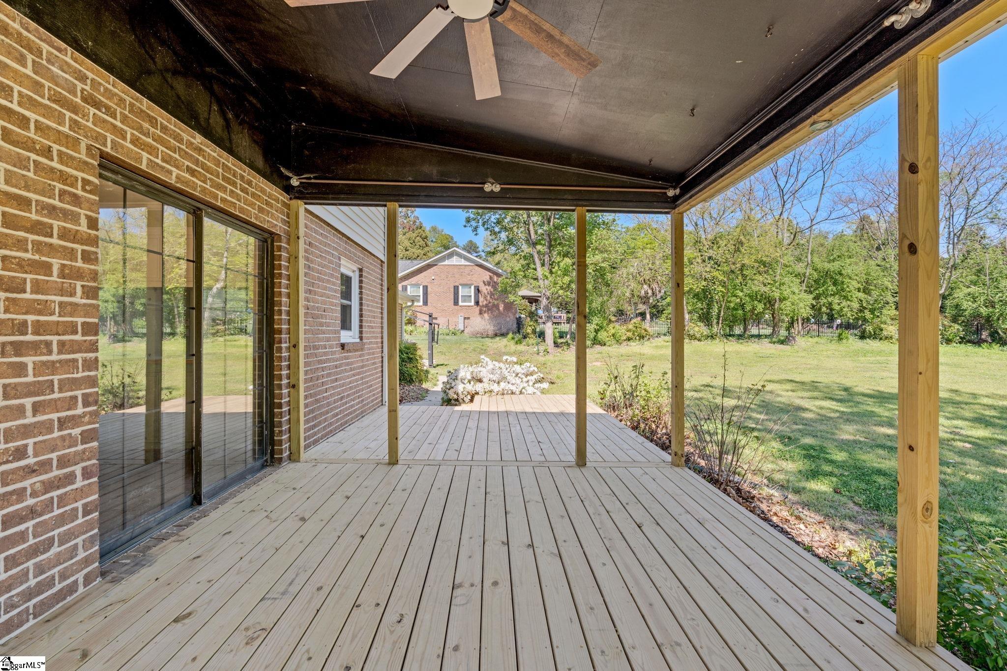 105 Middle Brook Road Greer, SC 29650 - Photo 30 of 35