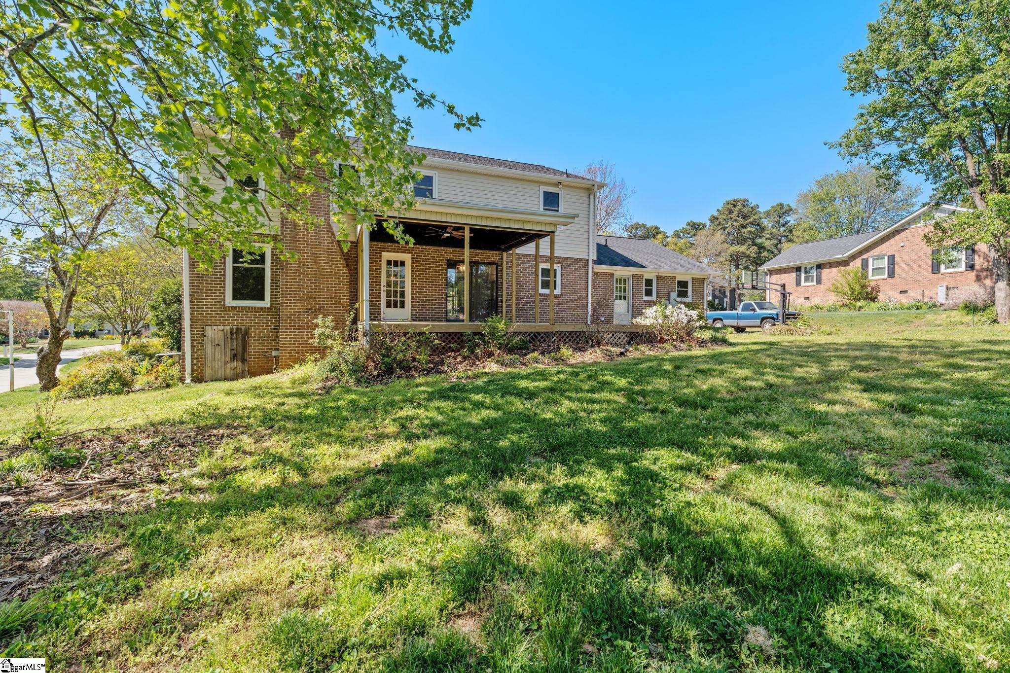 105 Middle Brook Road Greer, SC 29650 - Photo 32 of 35