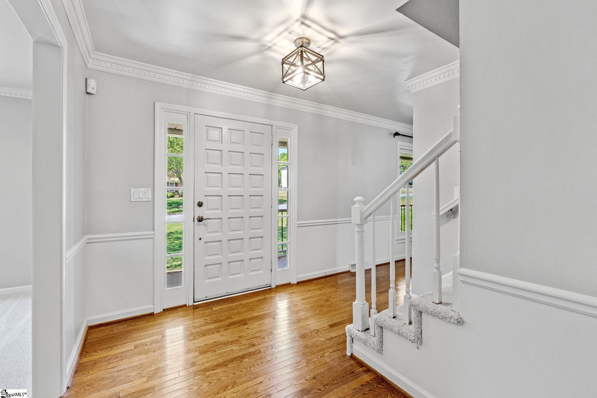105 Middle Brook Road Greer, SC 29650 - Photo 4 of 35