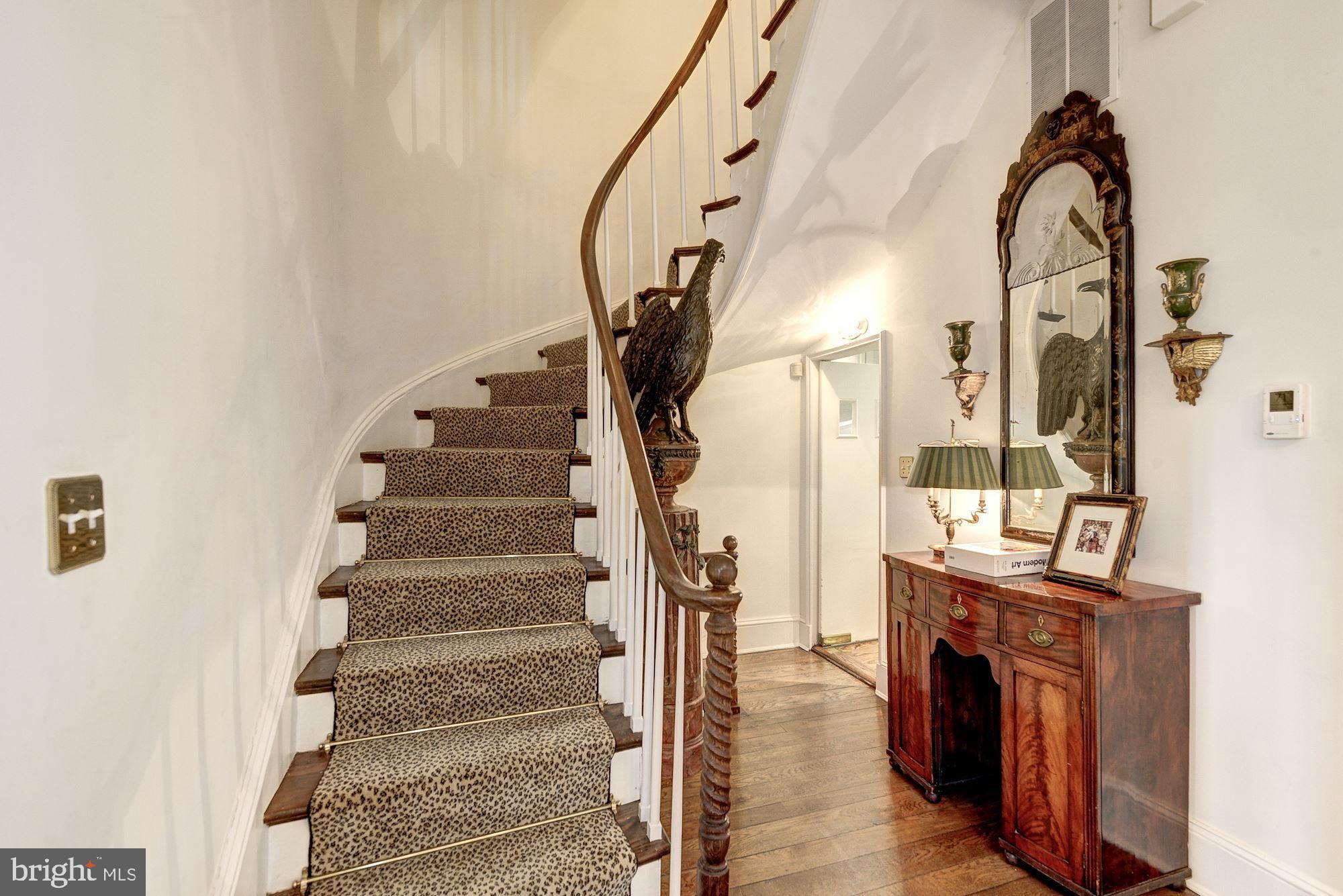 3306 O Street Northwest Washington, DC 20007 - Photo 12 of 40