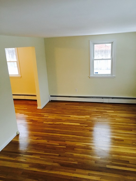 48 Charles Road, Unit 48 Winchester, MA 01890 - Photo 3 of 16