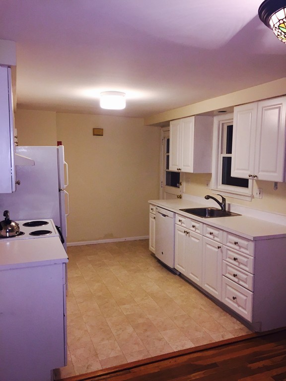 48 Charles Road, Unit 48 Winchester, MA 01890 - Photo 6 of 16