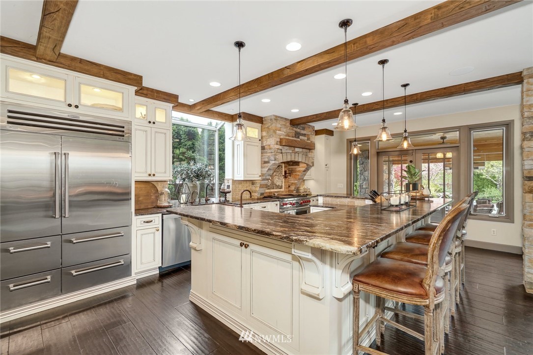 1004 269th Avenue Southeast Sammamish, WA 98075 - Photo 13 of 40