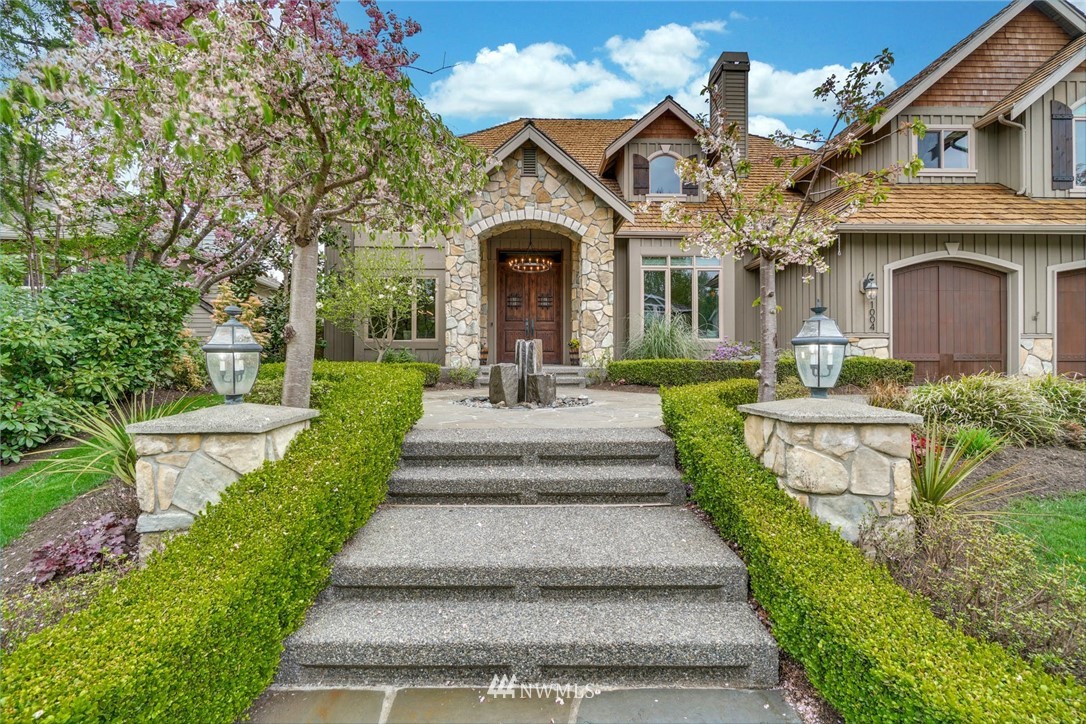 1004 269th Avenue Southeast Sammamish, WA 98075 - Photo 3 of 40